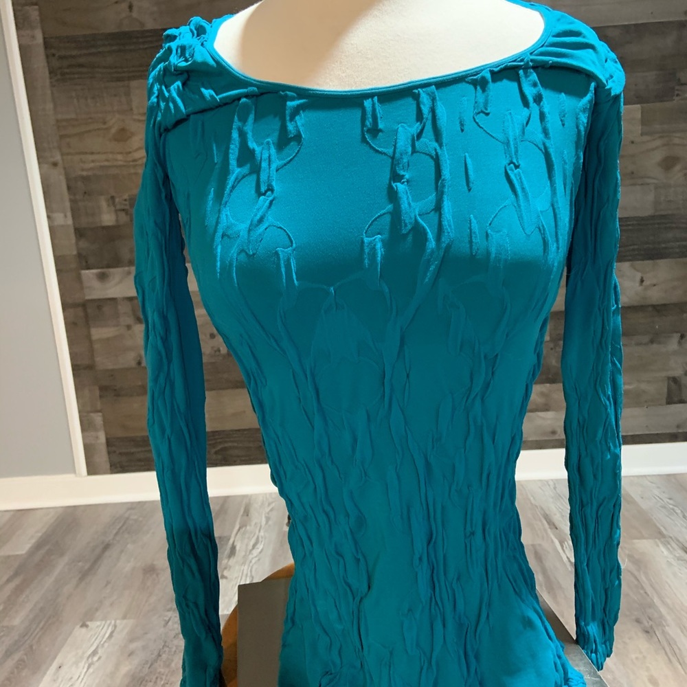 Last Tango women’s form fitting top